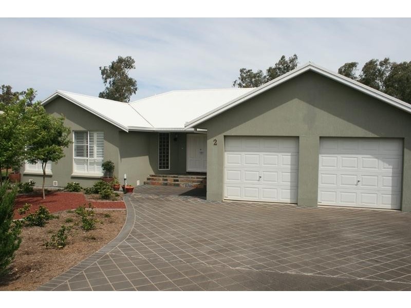 2 Matilda Place, Tamworth NSW 2340