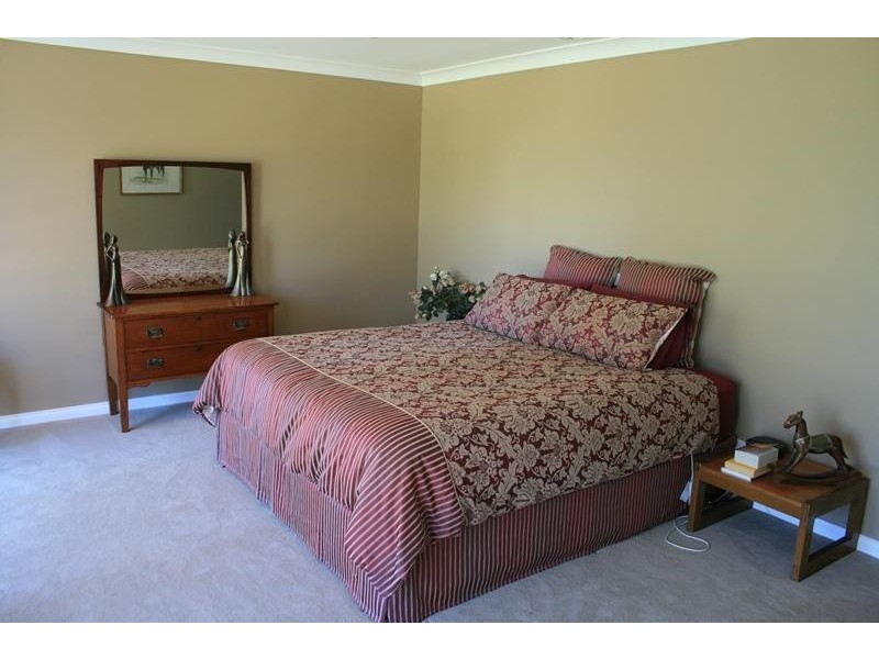 2 Matilda Place, Tamworth NSW 2340