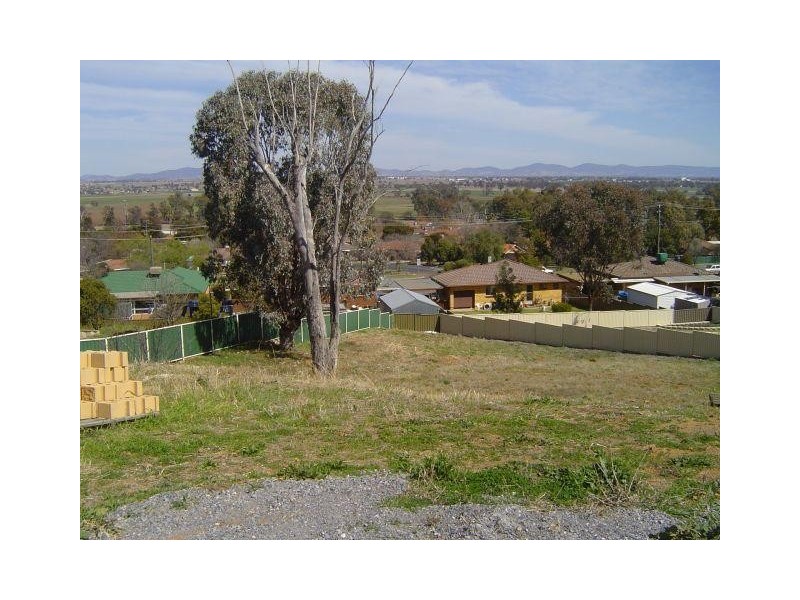 27 Woodbry Crescent, Tamworth NSW 2340