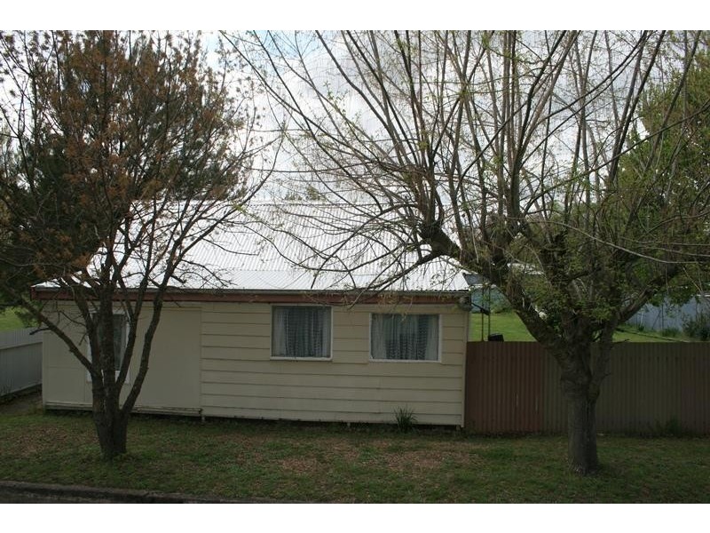 70 Caroline Street, Bendemeer NSW 2355