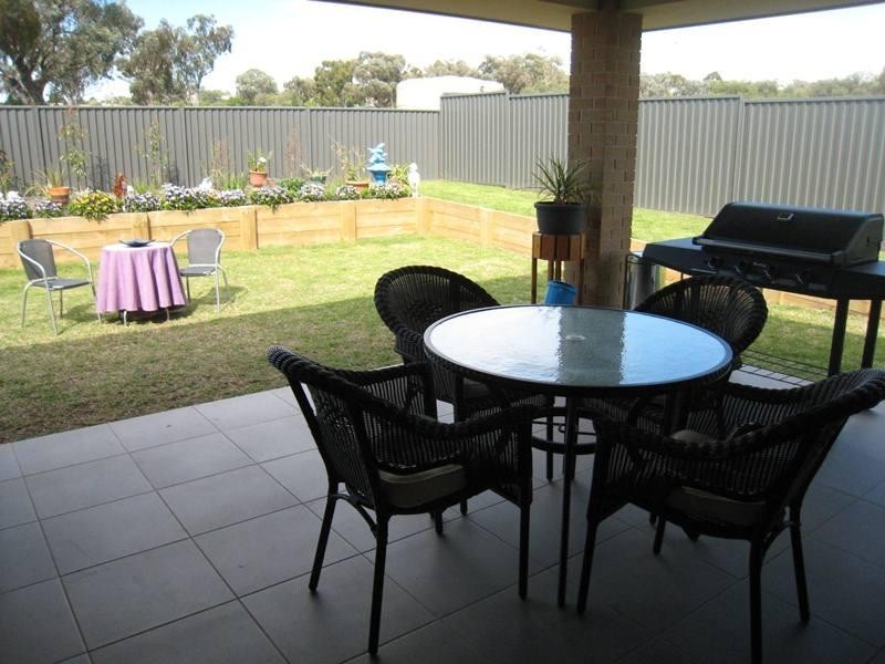 4 Wren Close, Calala NSW 2340