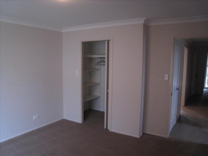 1 Minnamurra Crescent, Tamworth NSW 2340