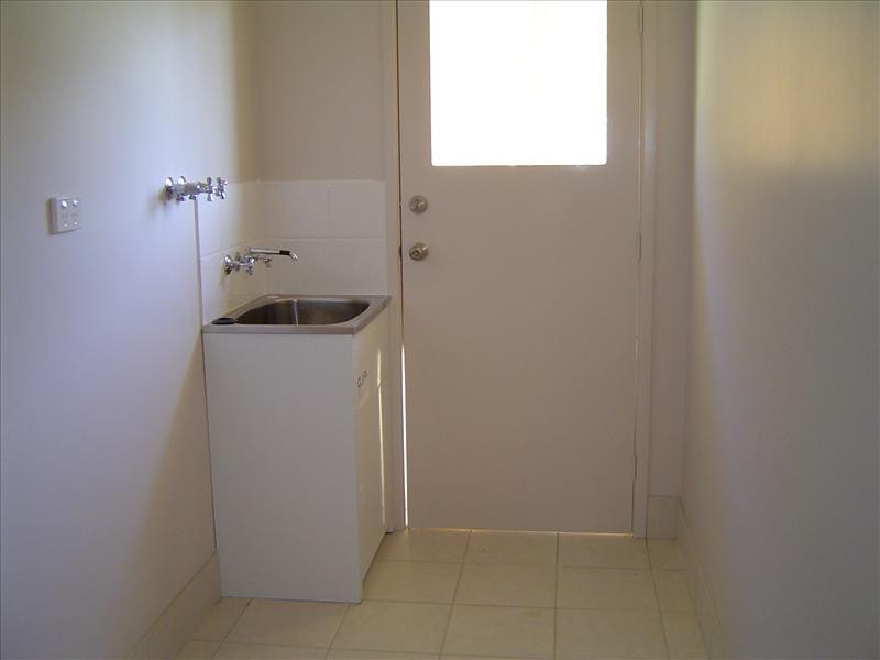 1 Minnamurra Crescent, Tamworth NSW 2340