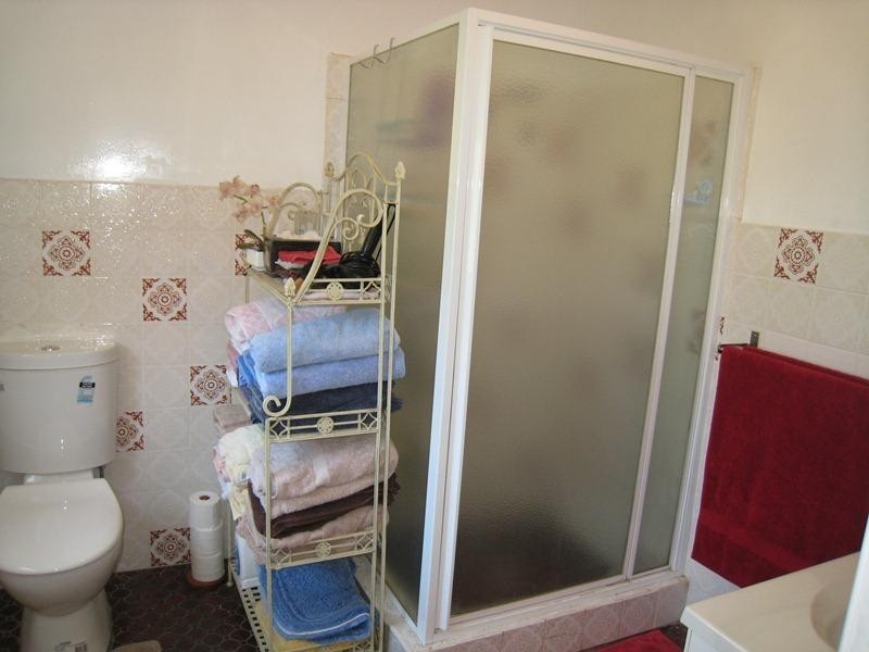 2 Carthage Street, Tamworth NSW 2340