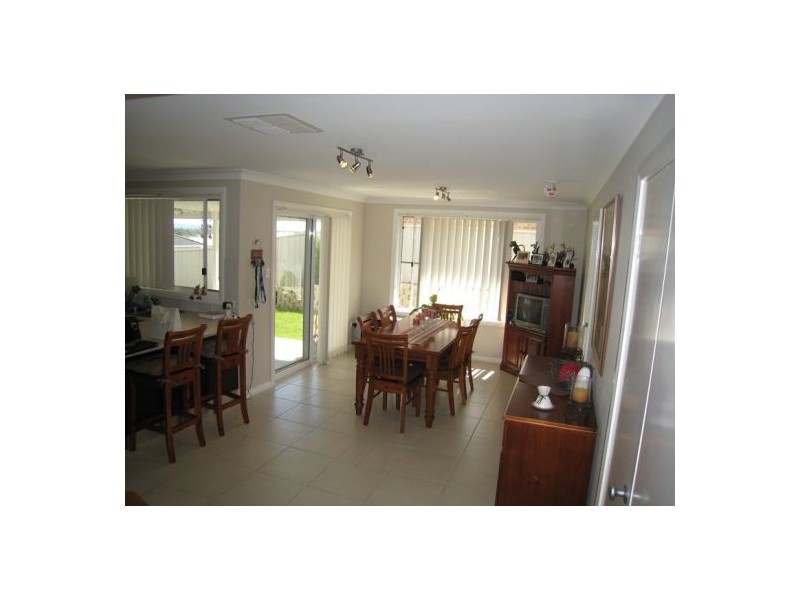 4 Orley Drive, Oxley Vale NSW 2340