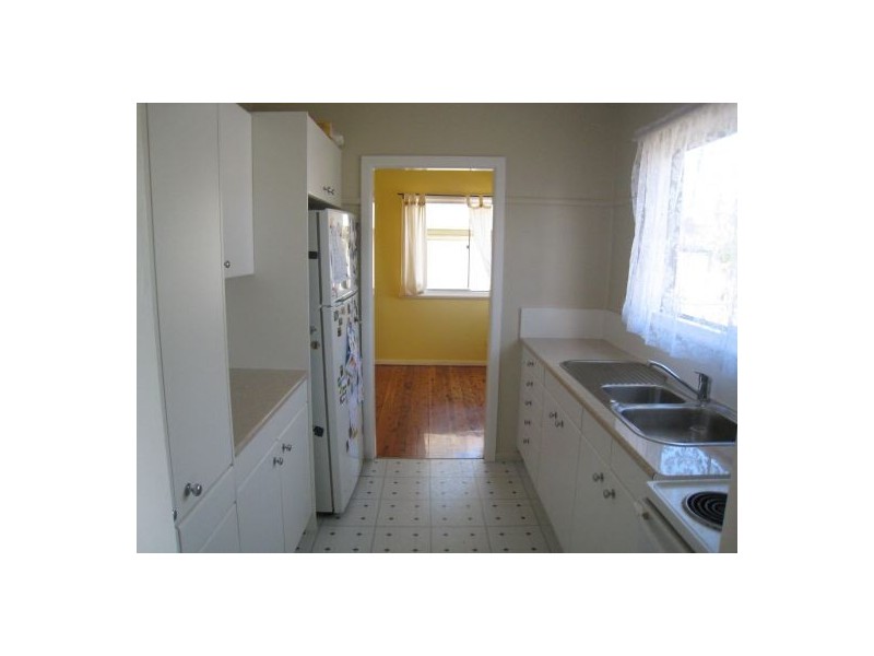 7 Crockett Street, South Tamworth NSW 2340