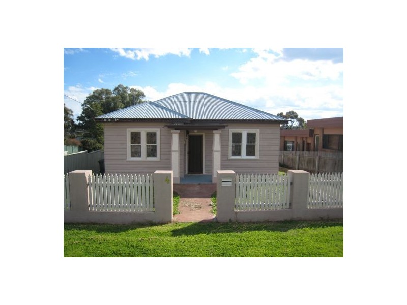 4 Cohen Street, Tamworth NSW 2340