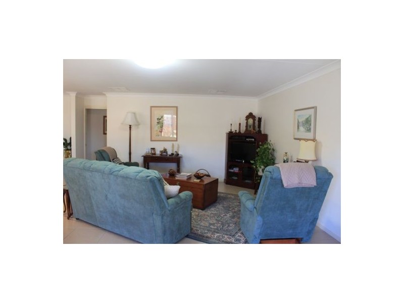 3 Merrinee Place, Hillvue NSW 2340