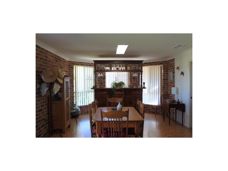 3 Merrinee Place, Hillvue NSW 2340