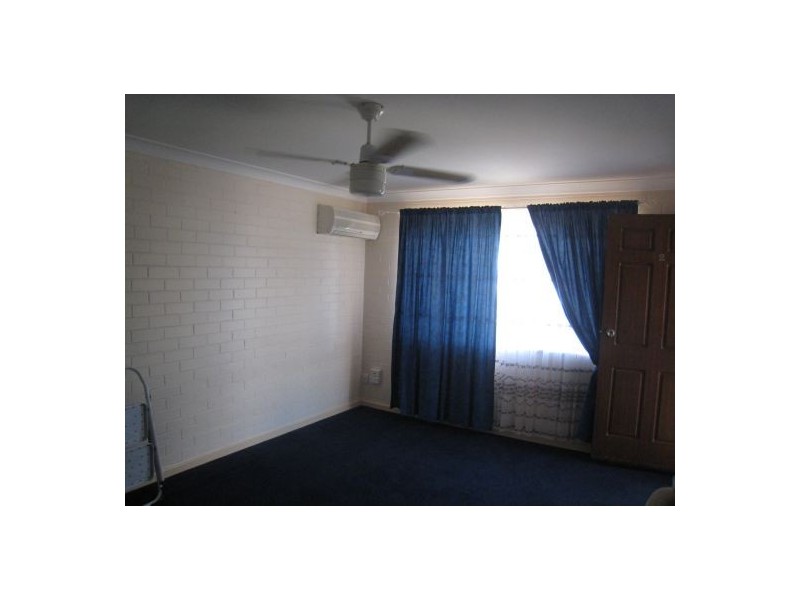 2/24 Osprey Way, Tamworth NSW 2340