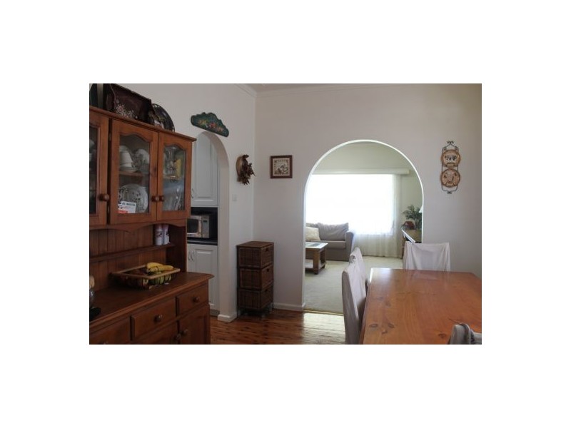 8 Garden Street, Tamworth NSW 2340