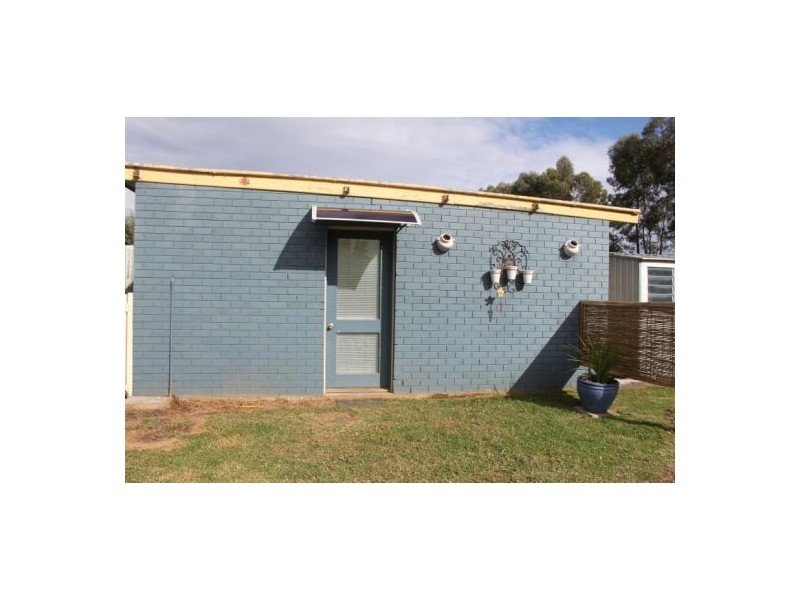 8 Garden Street, Tamworth NSW 2340