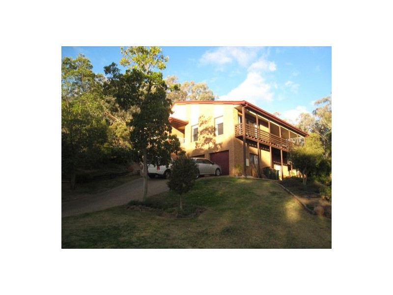 14 Jacaranda Place, Tamworth NSW 2340