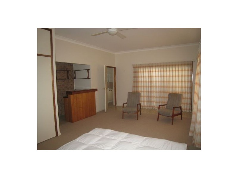 14 Jacaranda Place, Tamworth NSW 2340