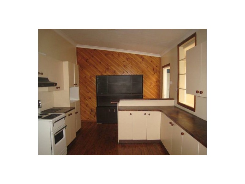 13 Russell Street, Werris Creek NSW 2341