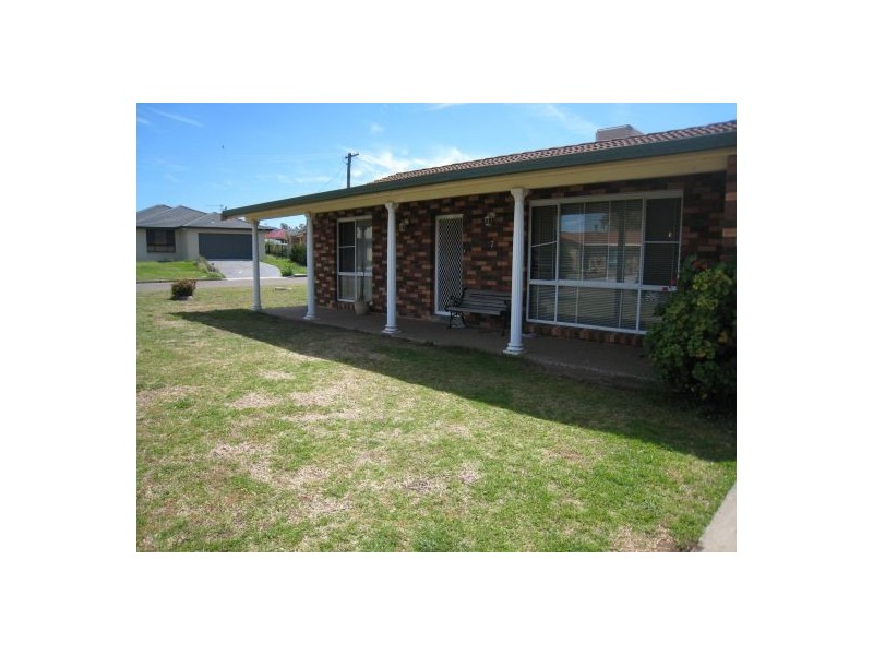 7 Wagonia Drive, Tamworth NSW 2340
