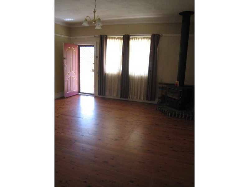 3 Laurel Street, Tamworth NSW 2340