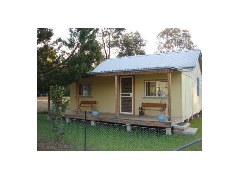 77 Nundle Road, Woolomin NSW 2340