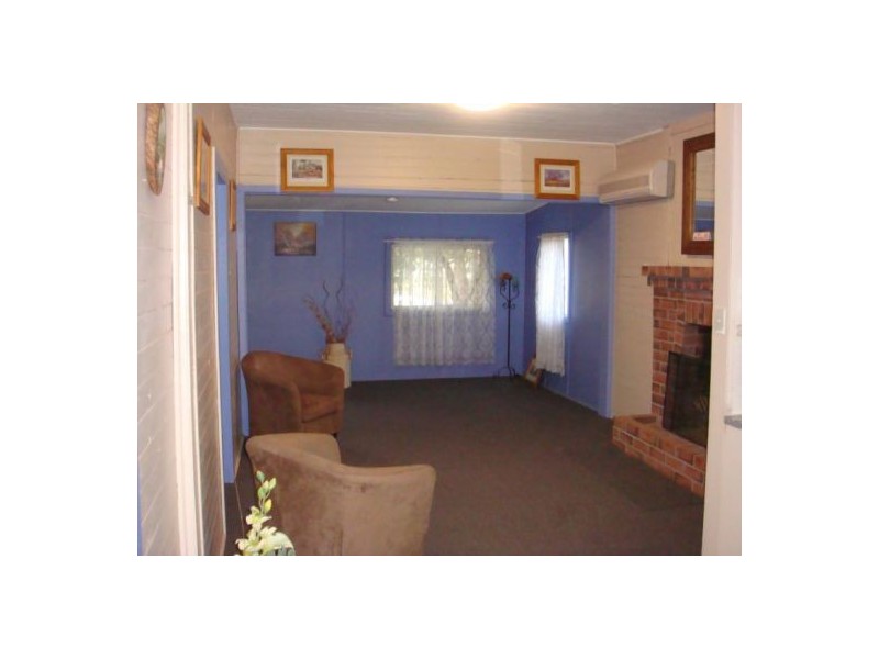 77 Nundle Road, Woolomin NSW 2340