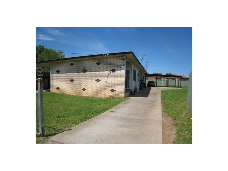 1/36a Green Street, Tamworth NSW 2340