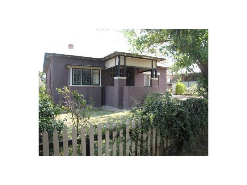 48 Roderick Street, Tamworth NSW 2340