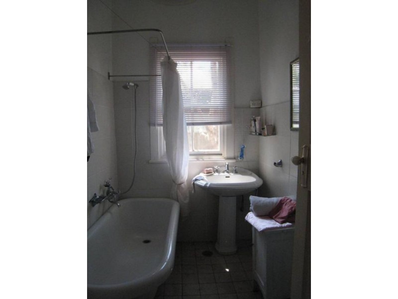 48 Roderick Street, Tamworth NSW 2340