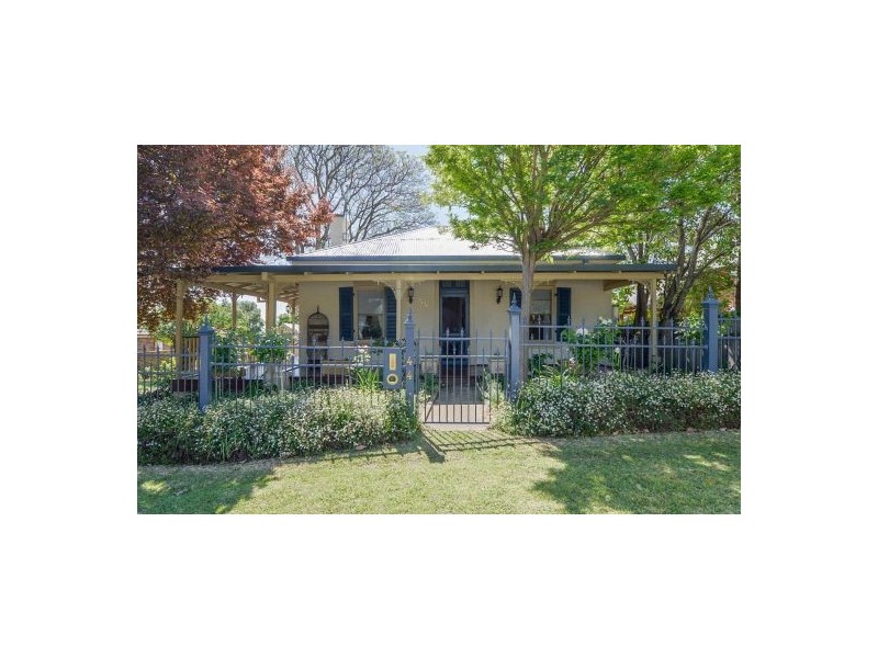 44 Murray Street, Tamworth NSW 2340