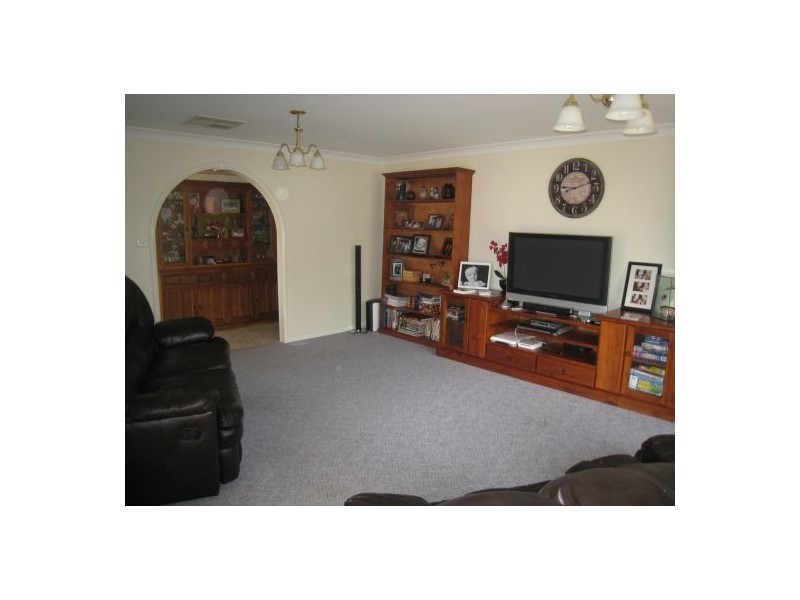 35 Peregrine Street, Tamworth NSW 2340