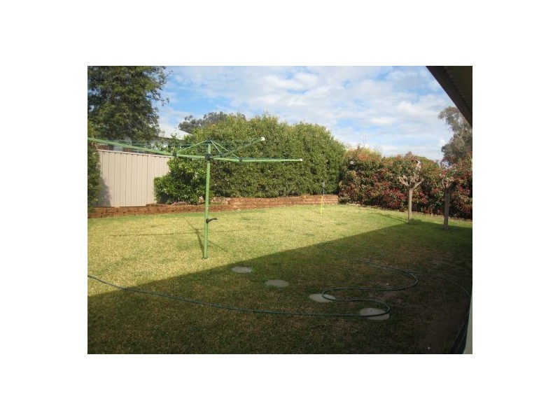 35 Peregrine Street, Tamworth NSW 2340
