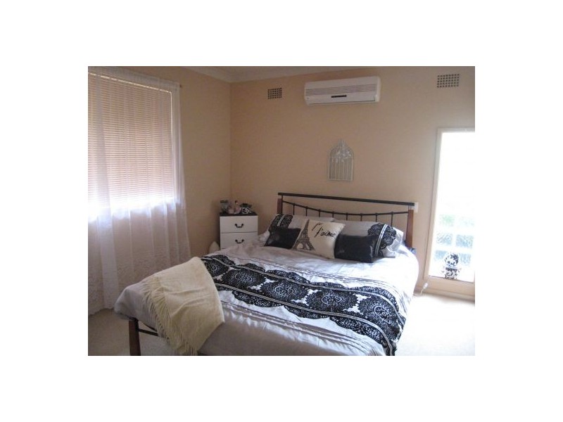 39 Hall Street, Tamworth NSW 2340