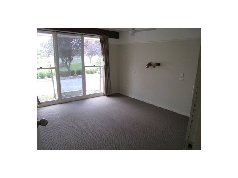 51 Kingswood Drive, Tamworth NSW 2340