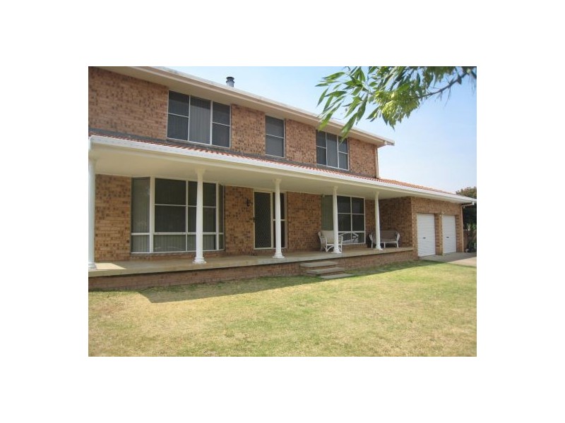 10 Camira Crescent, Tamworth NSW 2340