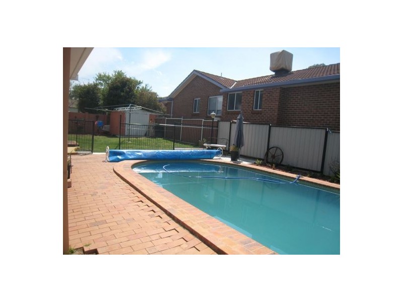 10 Camira Crescent, Tamworth NSW 2340
