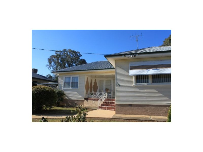 288 Armidale Road, Tamworth NSW 2340