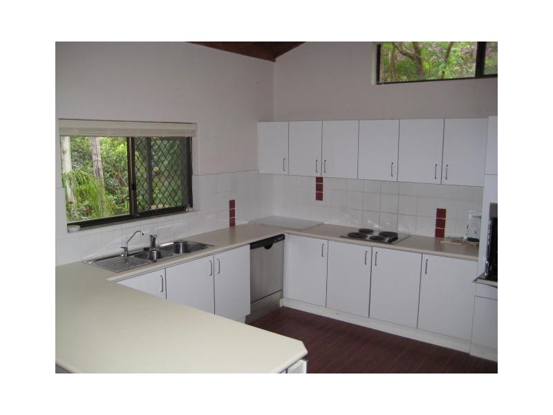 77 Kinabalu Drive, Eagle Heights QLD 4271