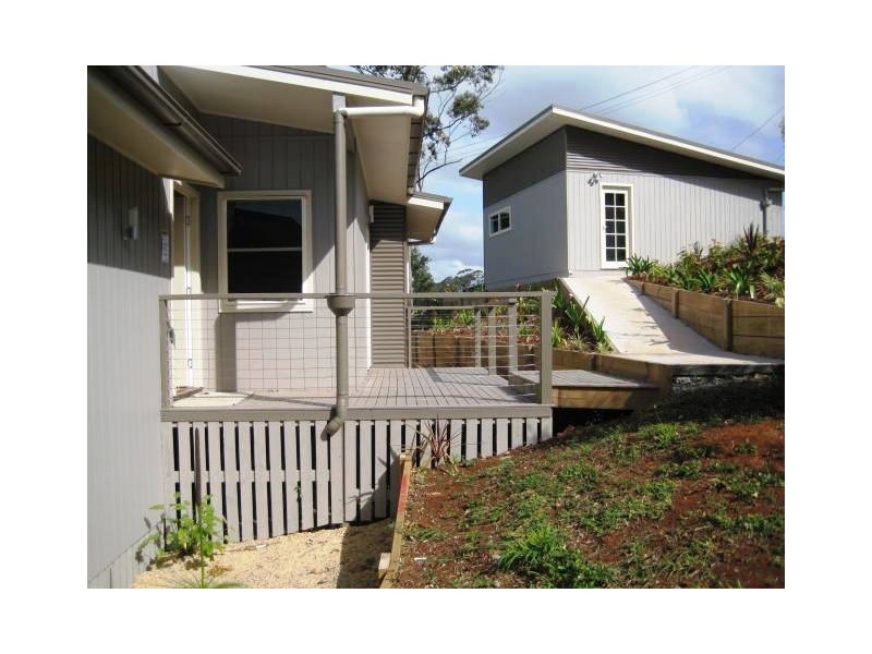 12 EDEN CT, Eagle Heights QLD 4271
