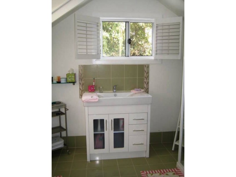 Beacon Rd, North Tamborine QLD 4272