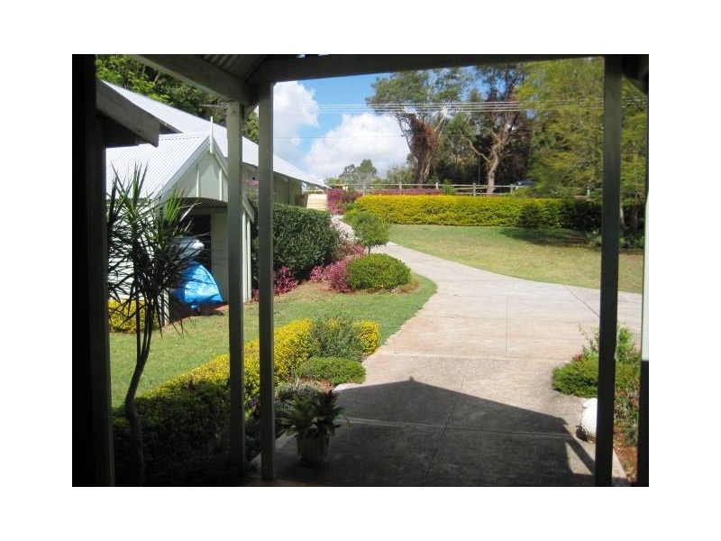 Beacon Rd, North Tamborine QLD 4272