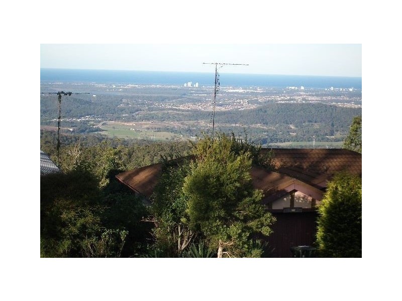 26 Cliff Way, Eagle Heights QLD 4271
