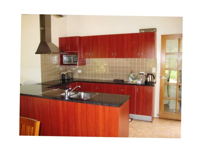 12 Kamet Ct, Eagle Heights QLD 4271