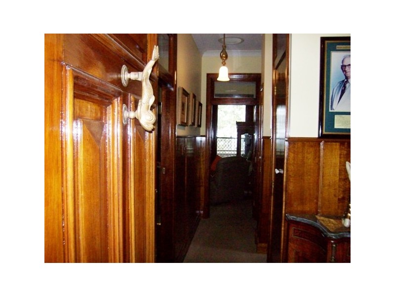 10 Morrell St, Eagle Heights QLD 4271