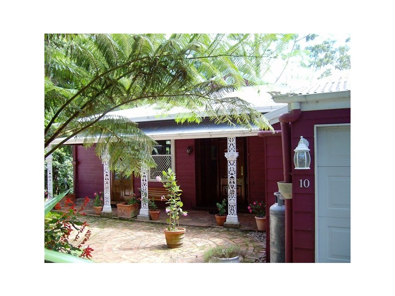 10 Morrell St, Eagle Heights QLD 4271