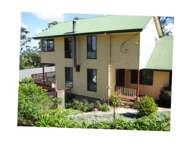 Nipa Ct, Eagle Heights QLD 4271