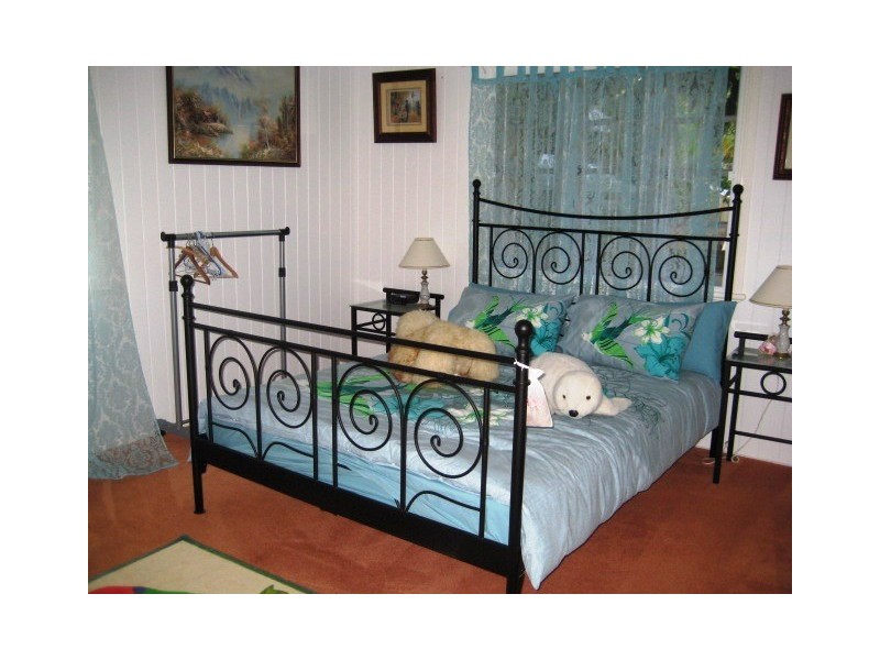 9 Morrell St, Eagle Heights QLD 4271