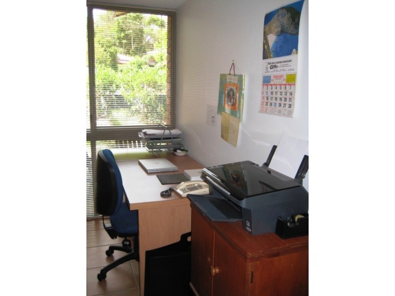 22 GRIFFITH ST, North Tamborine QLD 4272