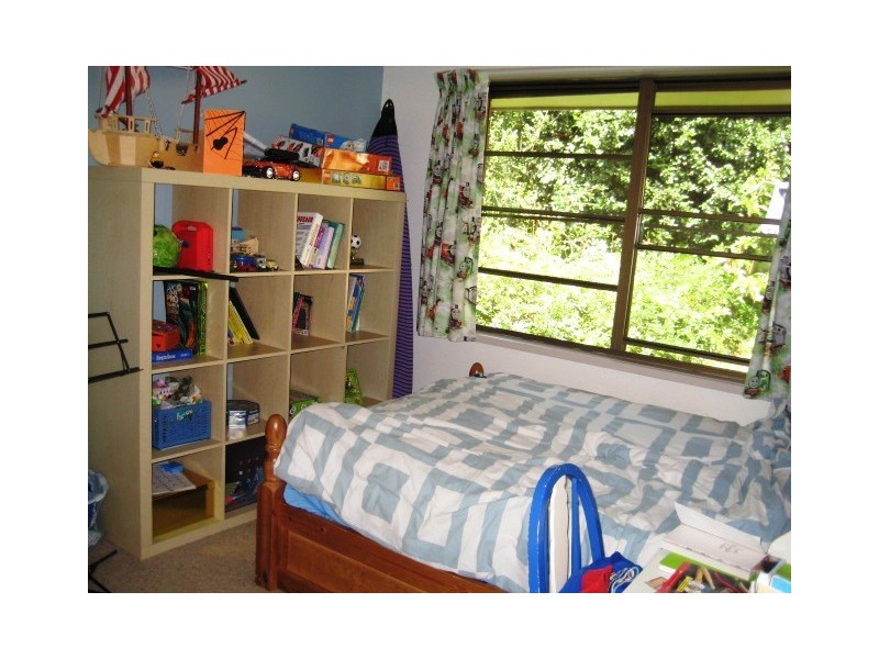 22 GRIFFITH ST, North Tamborine QLD 4272