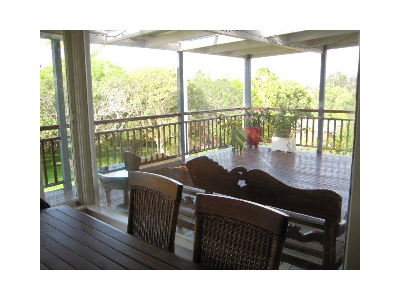 4 Golfers Cres, Eagle Heights QLD 4271