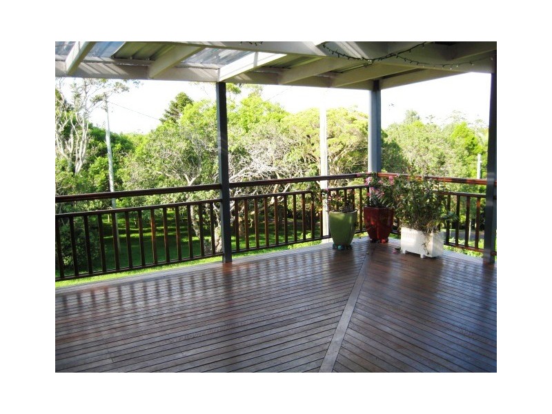 4 Golfers Cres, Eagle Heights QLD 4271