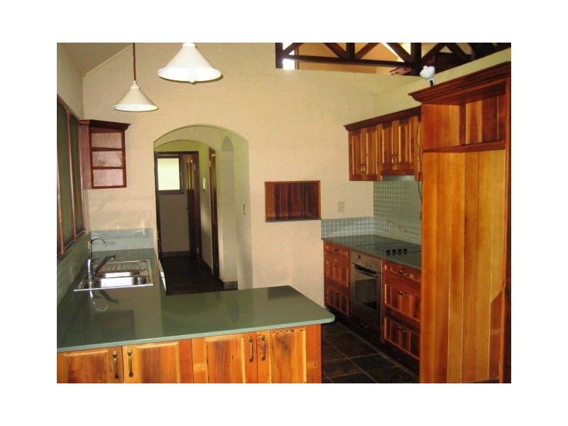 121 Knoll Road, North Tamborine QLD 4272