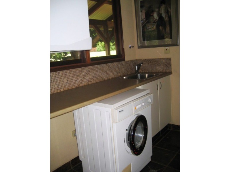 121 Knoll Road, North Tamborine QLD 4272